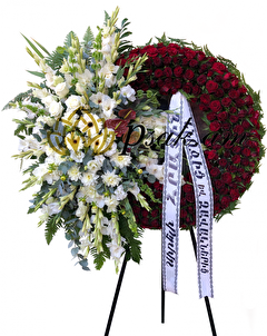 Condolence Wreath with Netherland Bordeaux roses Condolence Wreath with Netherland Bordeaux roses